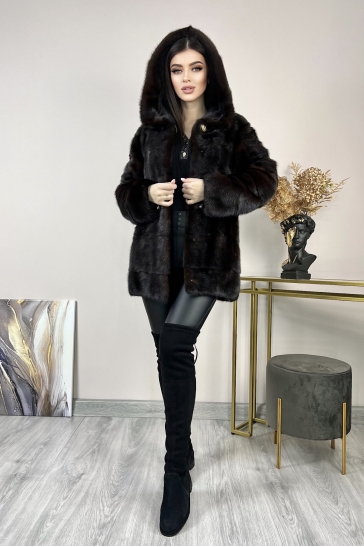 Шуба из норки с капюшоном